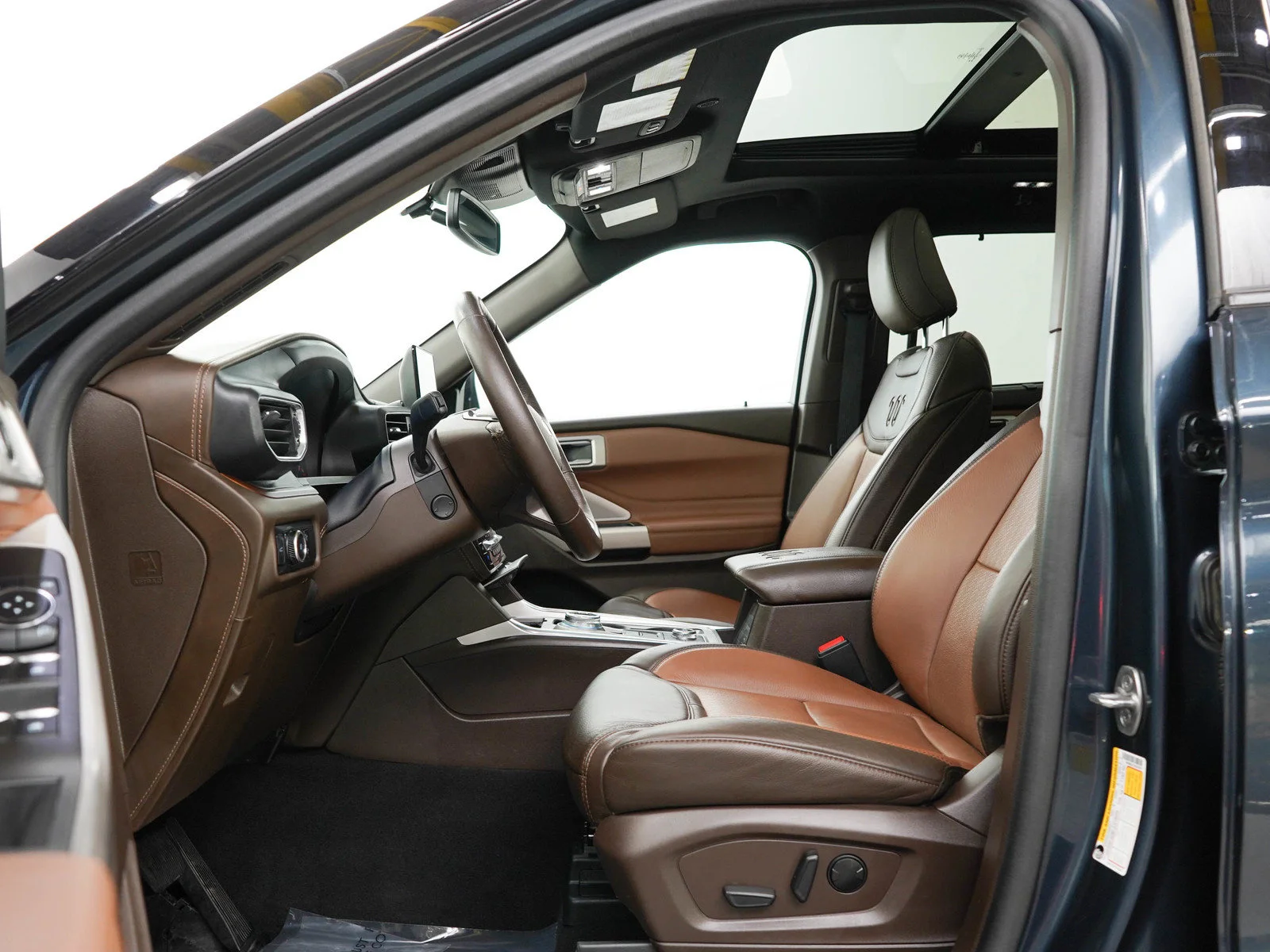 Used 2024 Blue Metallic Ford King Ranch image 24