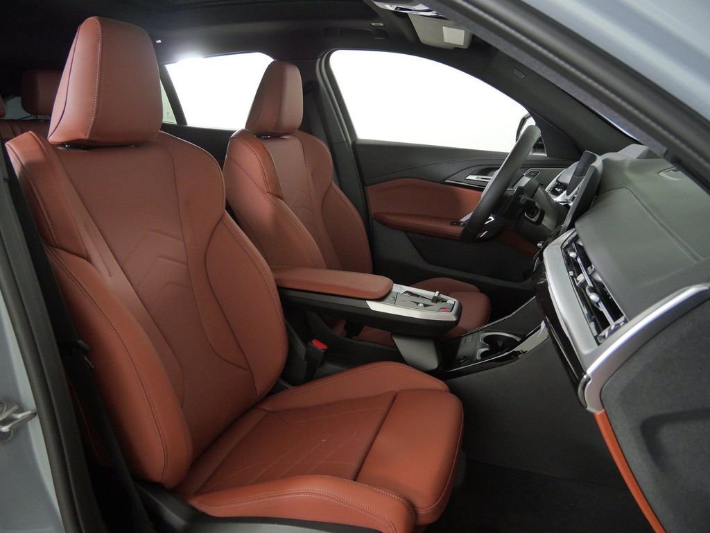 New 2026 Brooklyn Grey Metallic BMW xDrive28i image 22