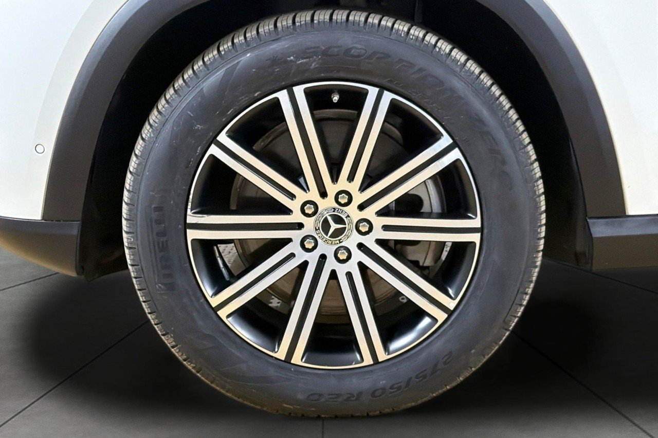 Certified Used 2024 Polar White Mercedes-Benz GLE 450 image 24