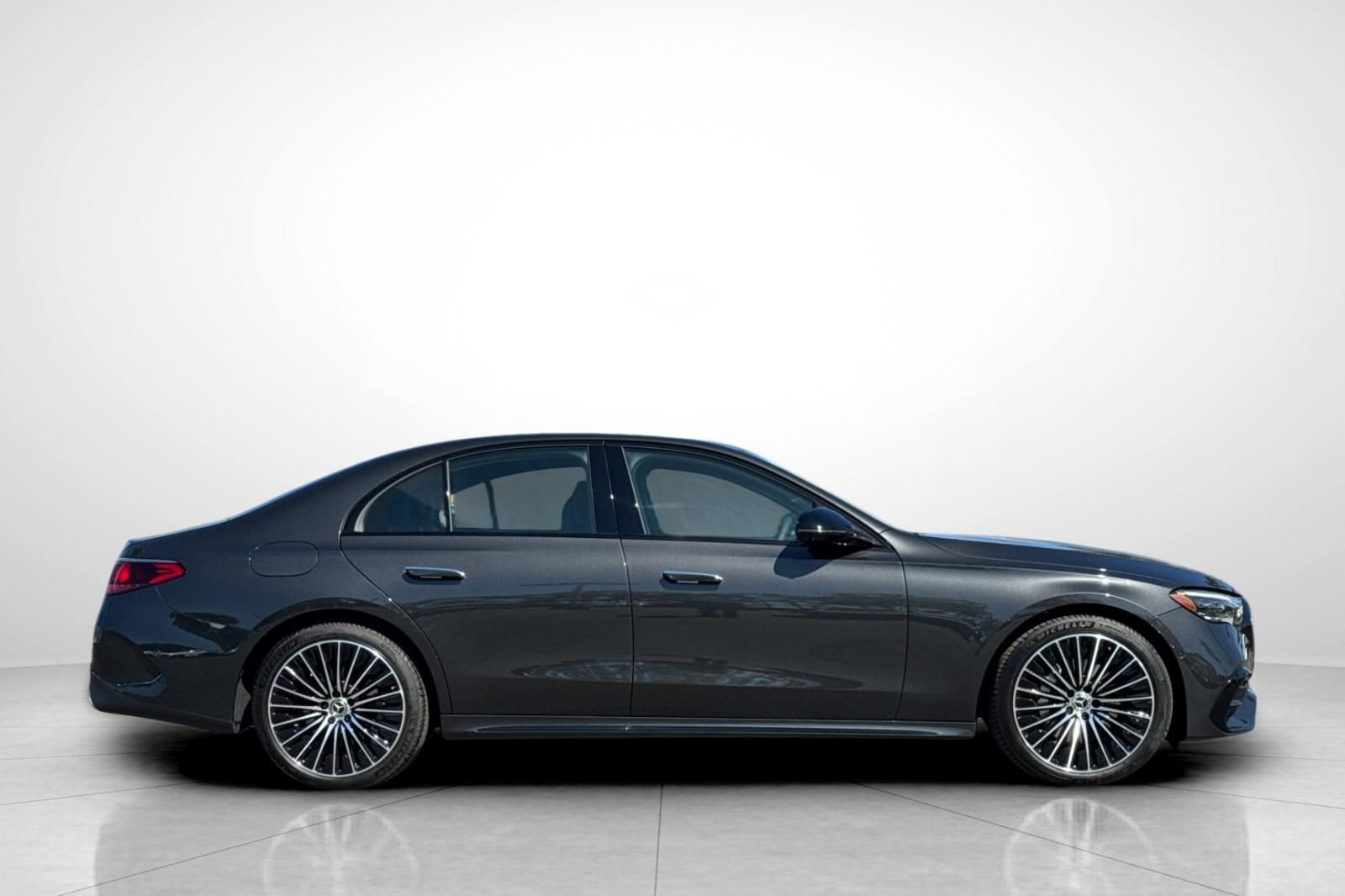 New 2026 Graphite Grey Metallic Mercedes-Benz E 350 image 32