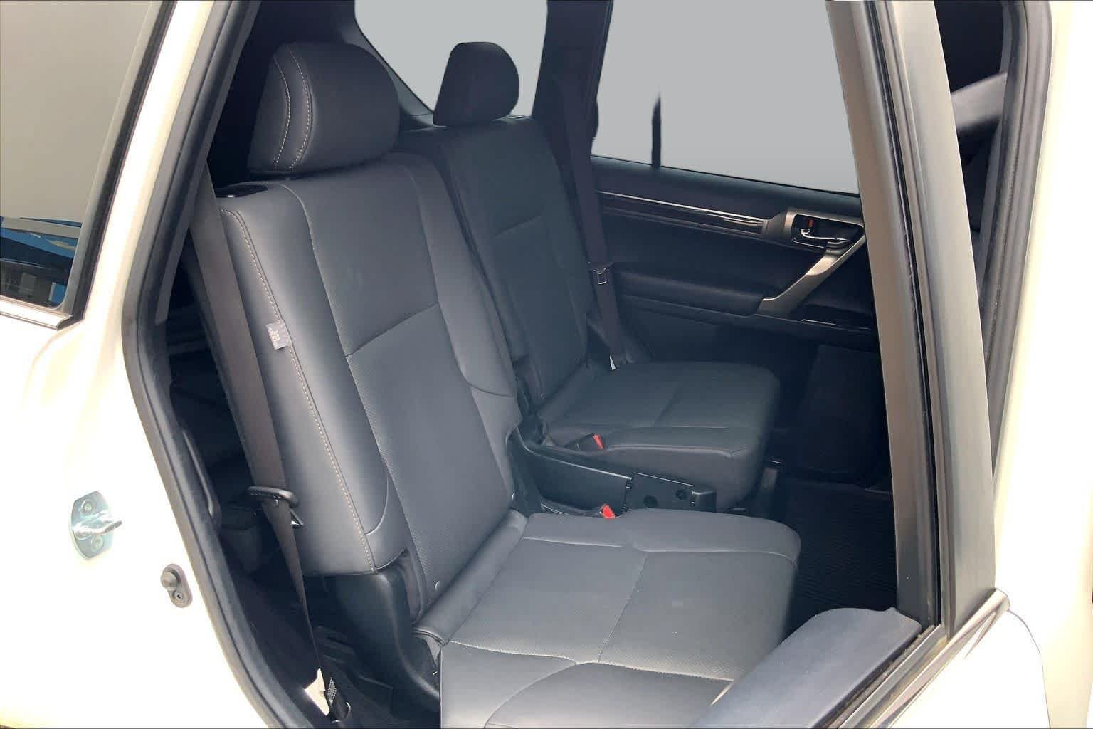 Used 2021 Starfire Pearl Lexus Premium image 19