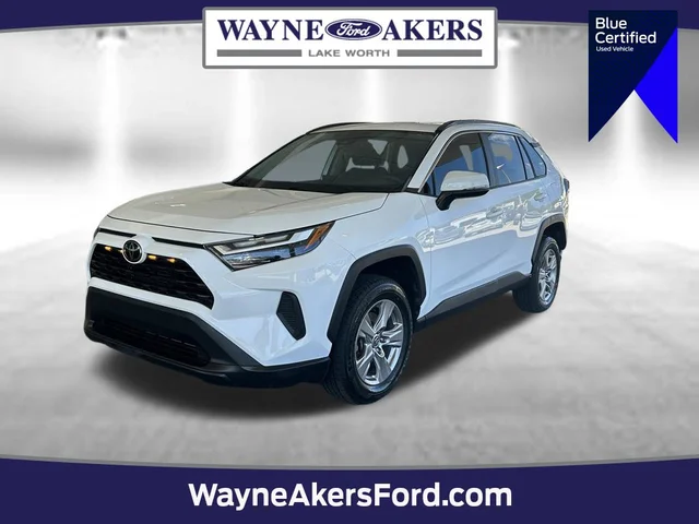 2022 Toyota RAV4 XLE