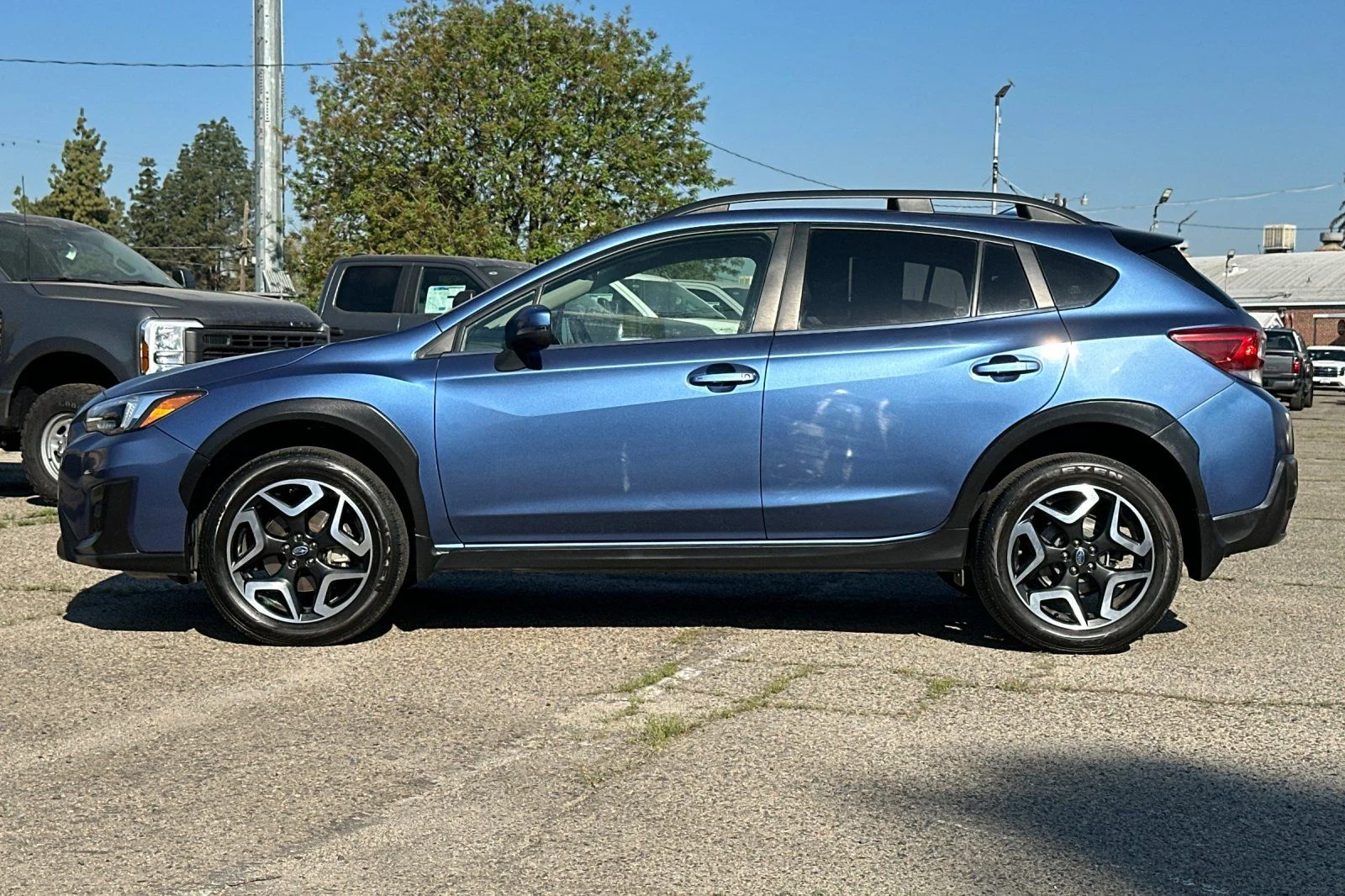 Used 2019 Quartz Blue Pearl Subaru 2.0i Limited image 8