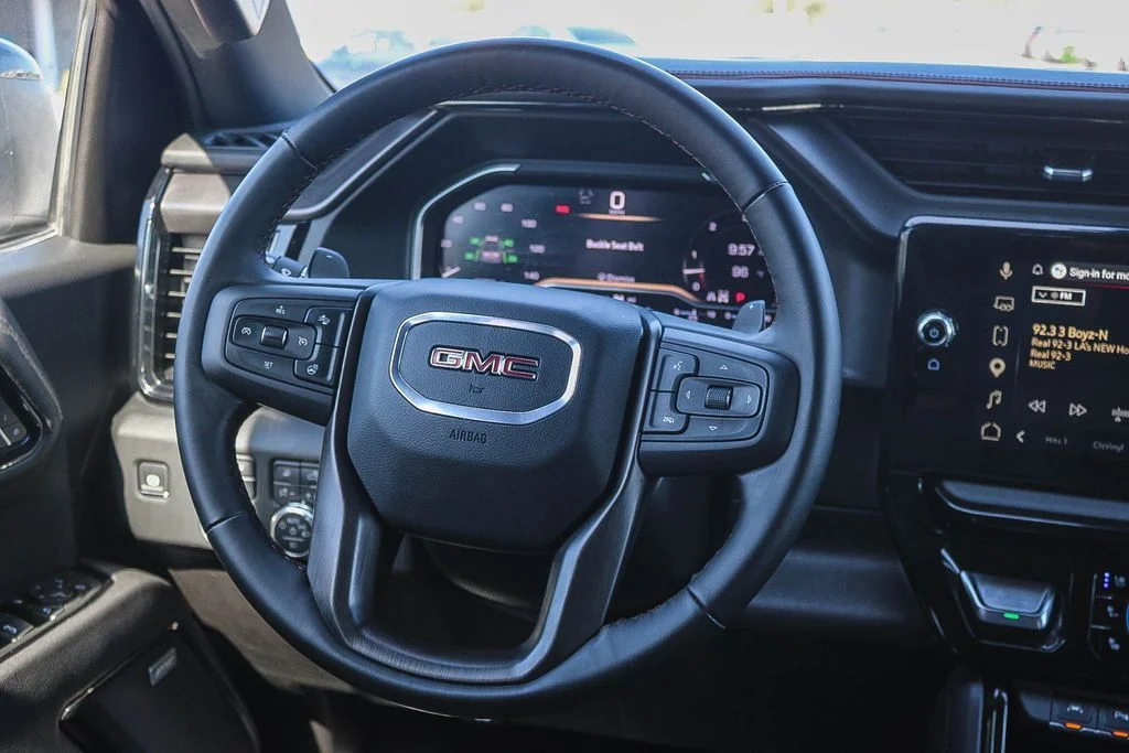 Used 2025 White GMC AT4 image 16