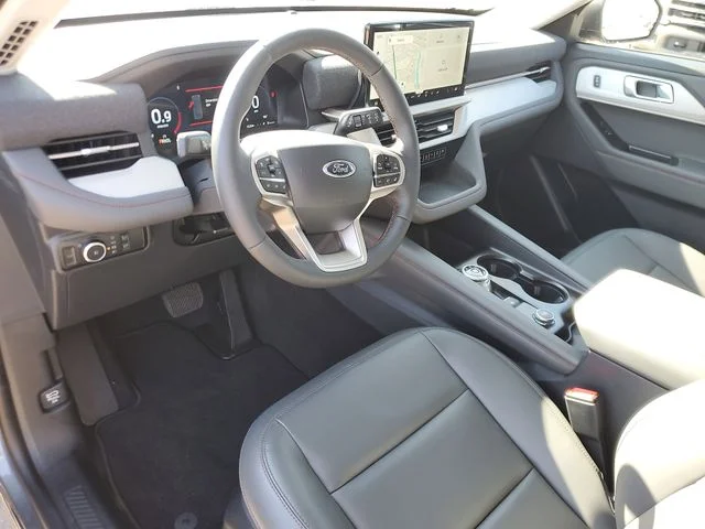 New 2026 Carbonized Gray Metallic Ford Active image 17