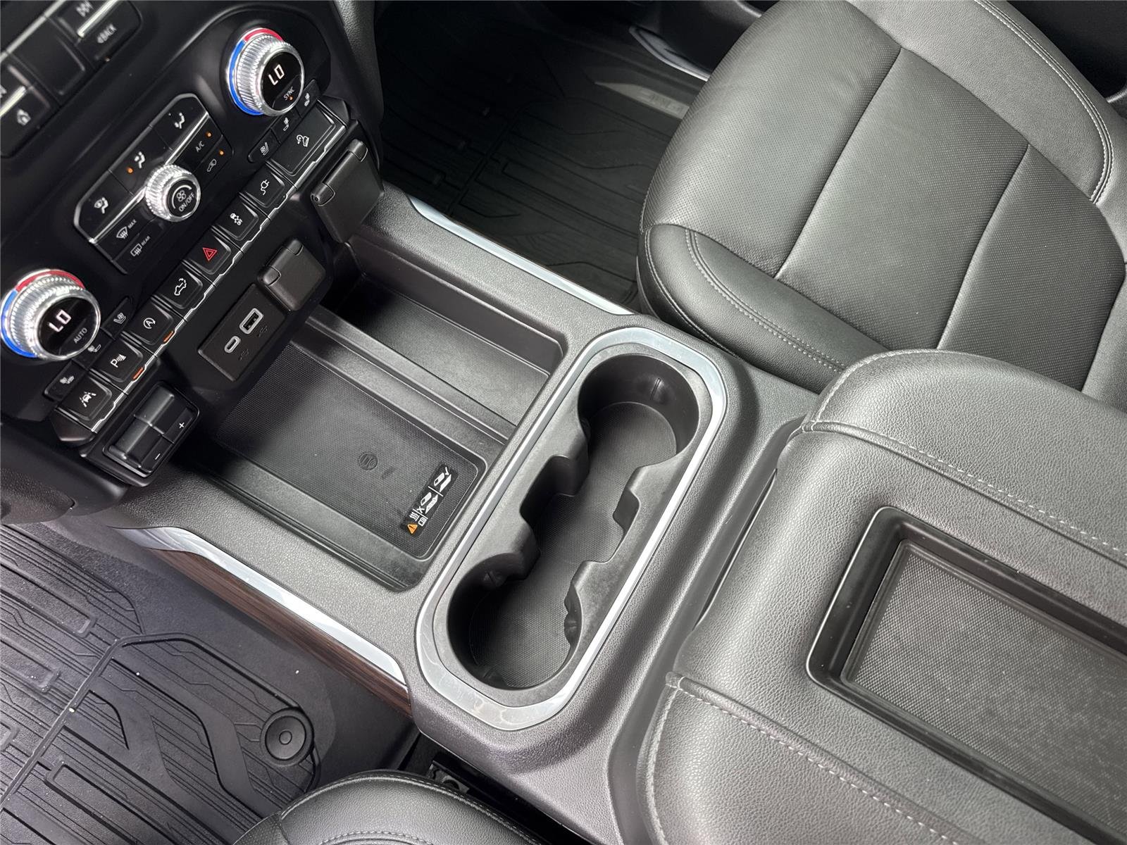 Used 2021 ONYX BLACK GMC SLT image 29