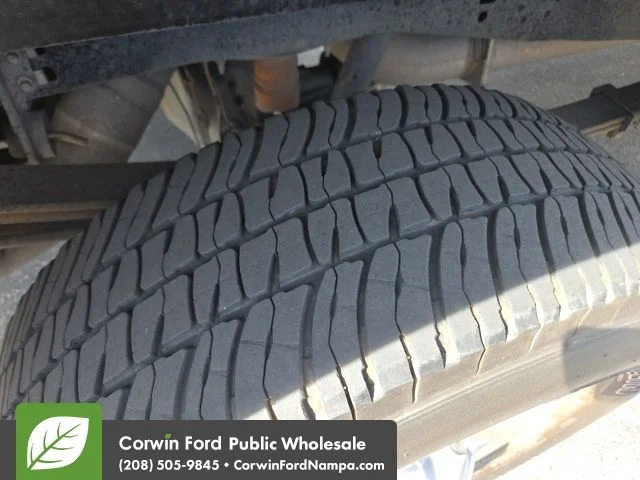 Used 2018 Shadow Black Ford  image 9