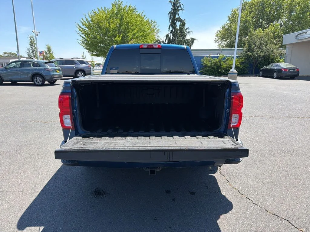 Used 2016 Blue Chevrolet High Country image 16