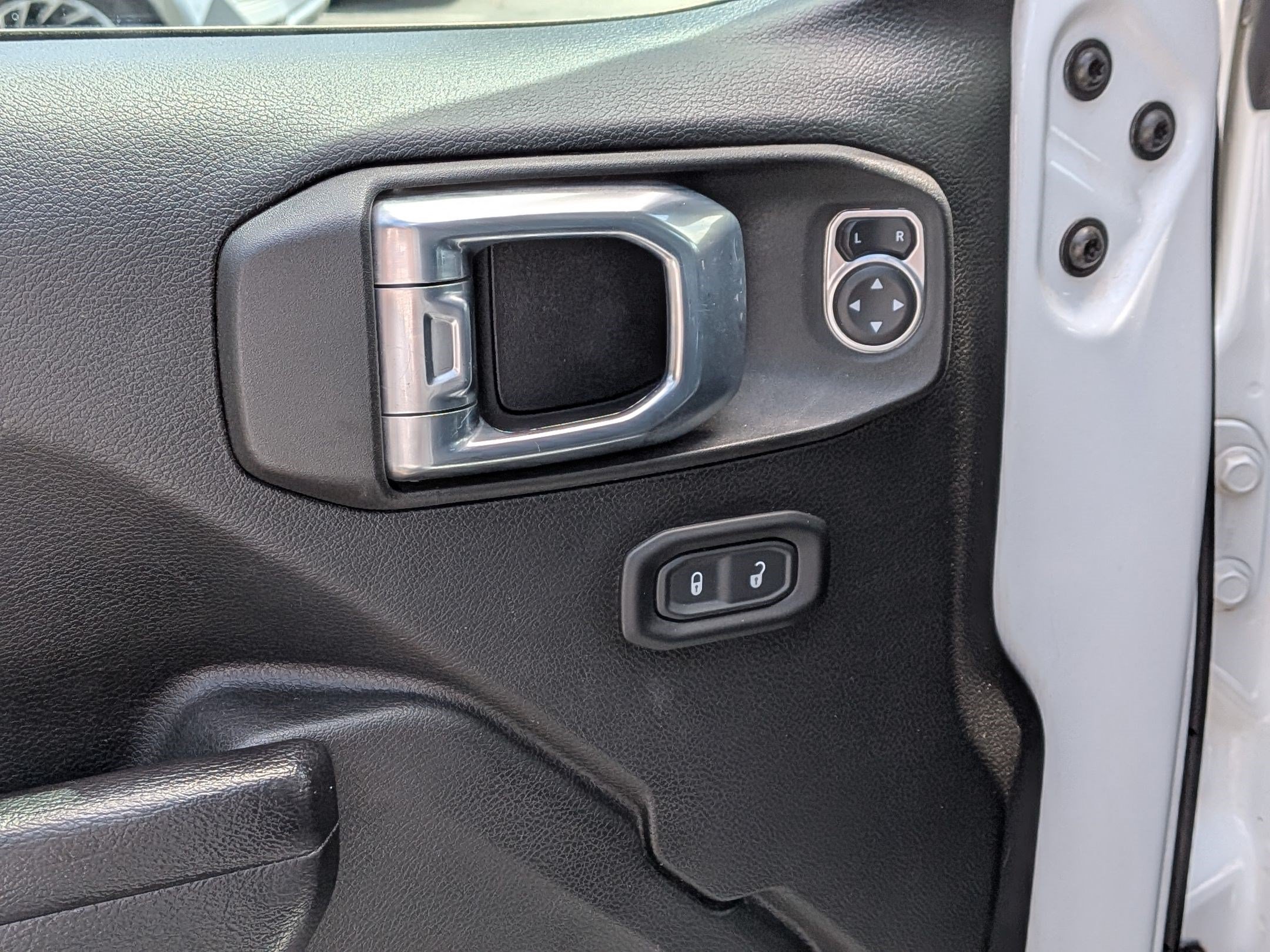 2021 Jeep Gladiator Rubicon - Photo 13