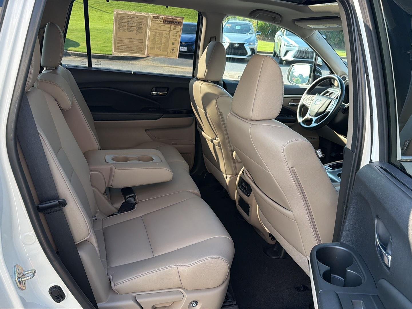 Used 2019 White Diamond Pearl Honda EX-L image 12