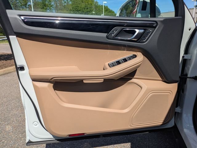 Used 2026 White Porsche Base image 25