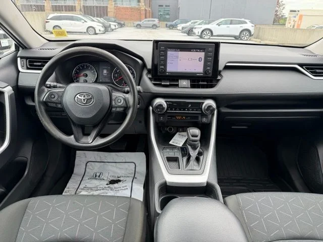 Used 2021  Toyota XLE image 20