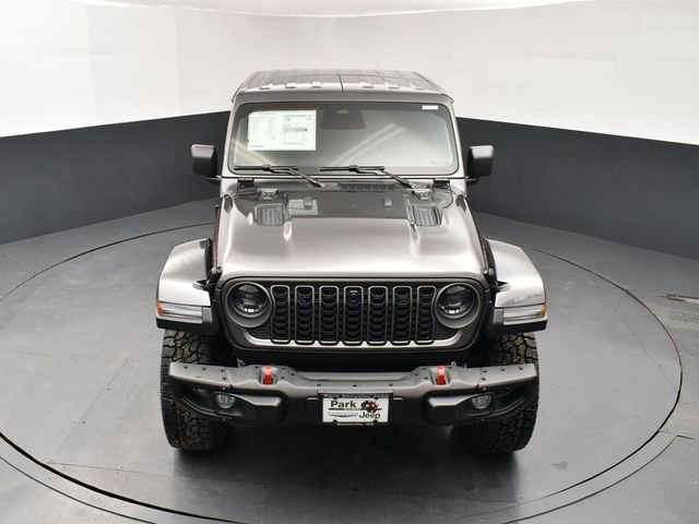 New 2026 Granite Crystal Metallic Clear-Coat Exterior Paint Jeep Rubicon X image 13