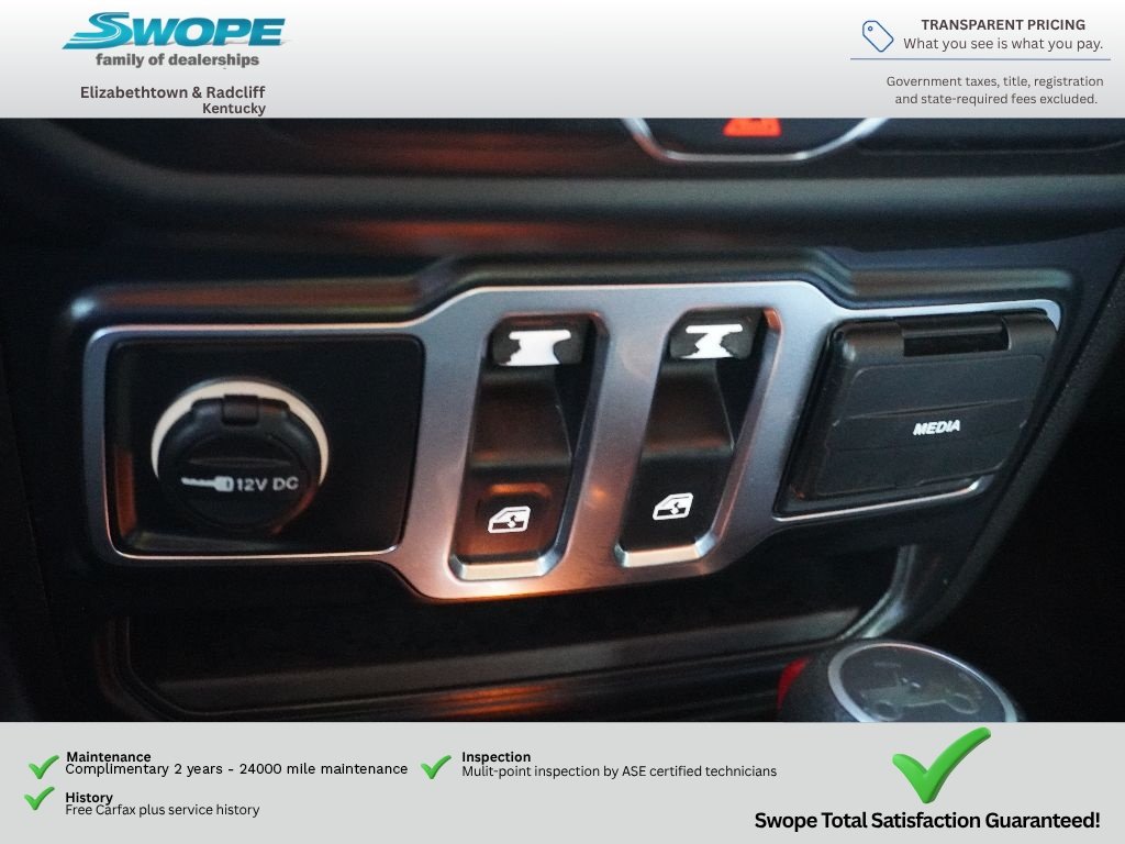 Used 2019 Firecracker Red Clearcoat Jeep Sport S image 16