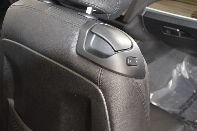 Used 2016 Silver BMW xDrive image 24