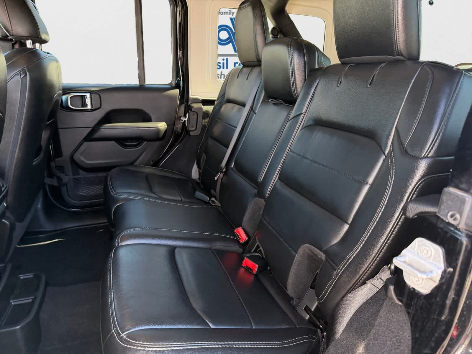 Used 2019 Black Jeep Sahara image 22
