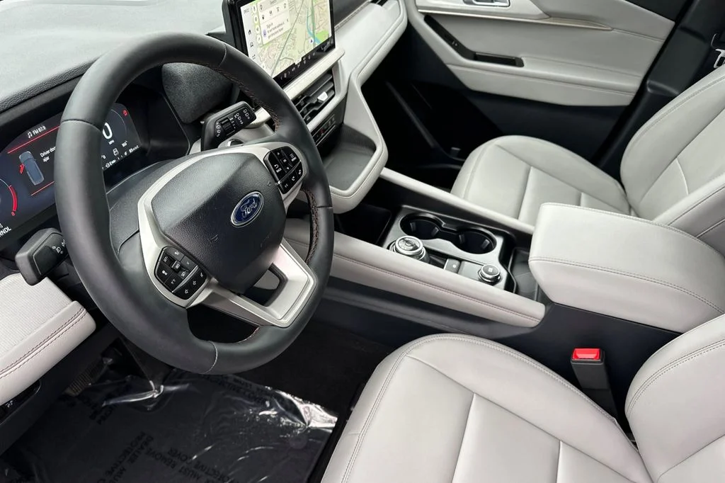 New 2026 White Metallic Ford Active image 10