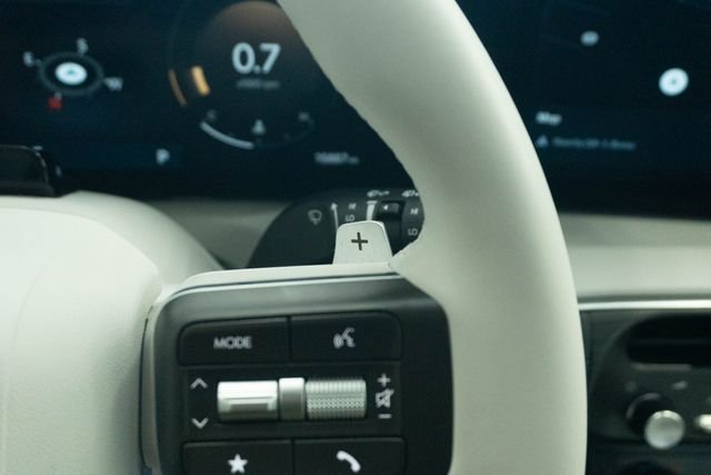 Certified Used 2026 White Hyundai SEL Convenience image 17