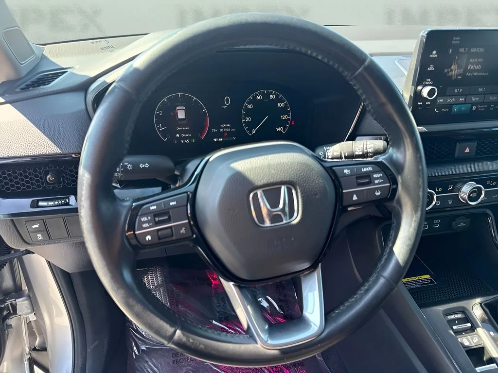 Used 2024 Silver Honda EX-L image 10