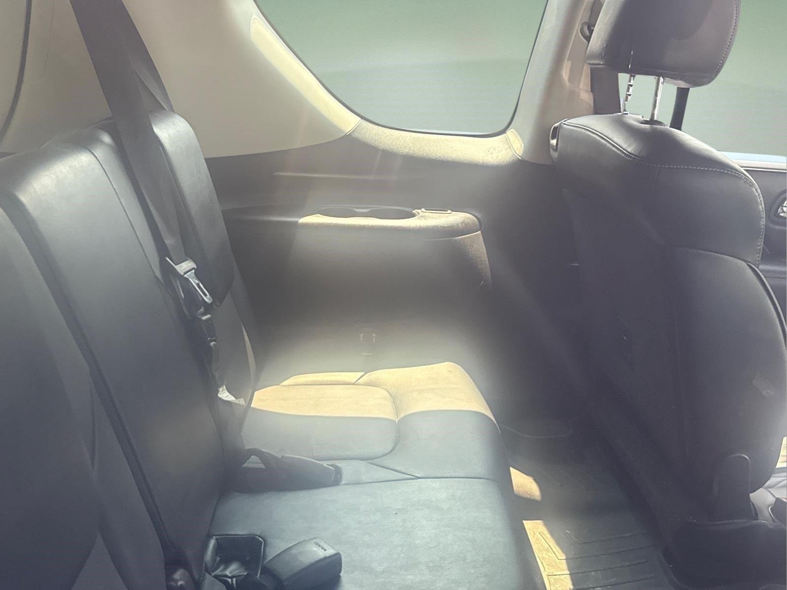 Used 2019  INFINITI  image 14