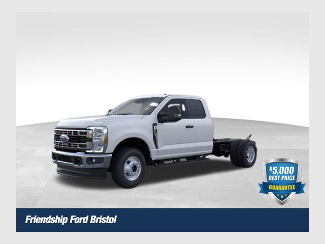 2026 Ford F-350 Super Duty Chassis Cab