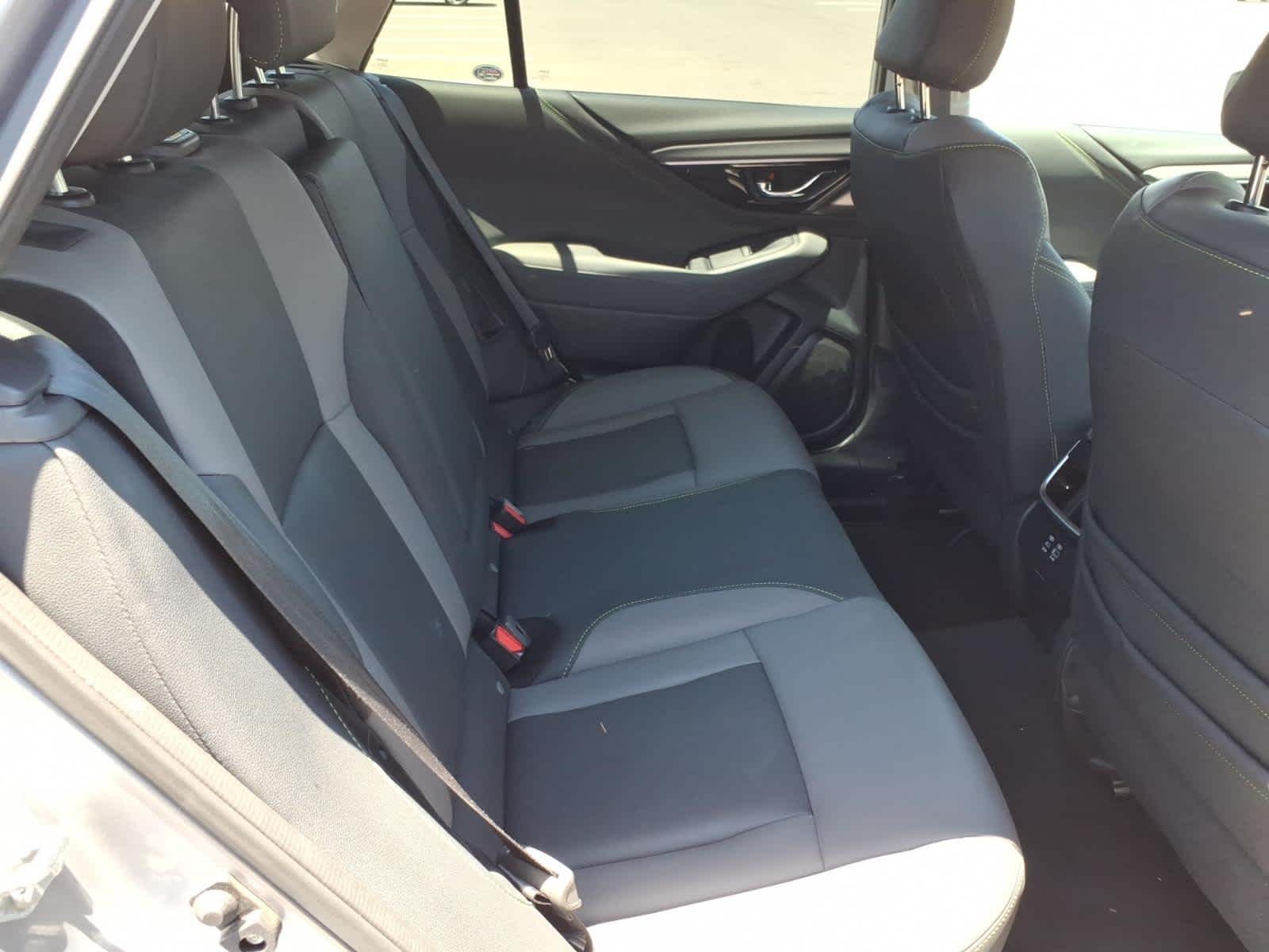Used 2025 Ice Silver Metallic Subaru Onyx Edition image 22
