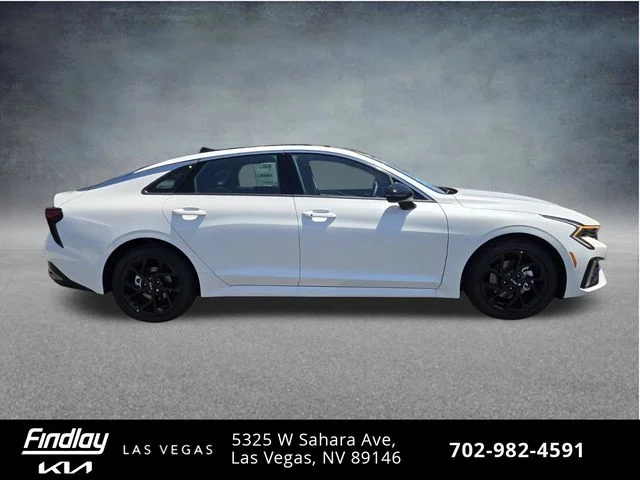 New 2026 White Kia GT-Line image 5