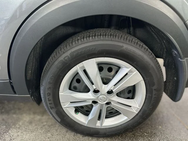 Used 2025 Gray Nissan S image 10