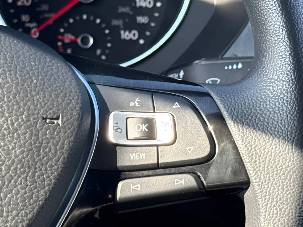 Used 2019 Silver Volkswagen 2.0T S image 15