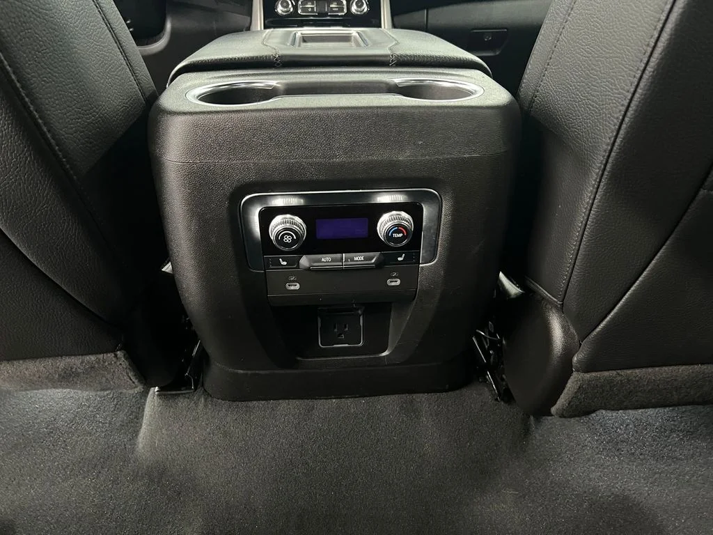 2024 GMC Yukon XL Denali - Photo 27
