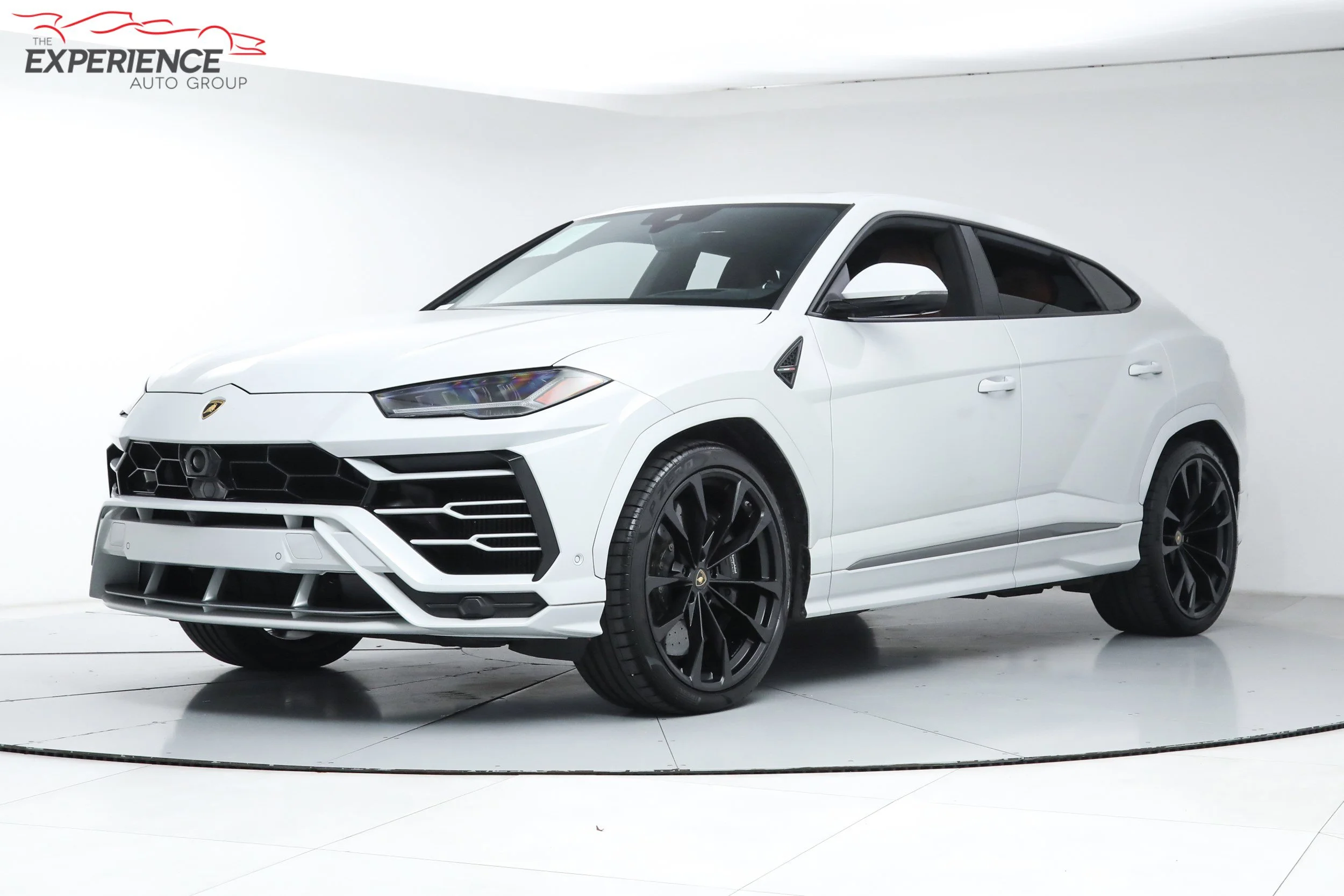 2020 Lamborghini Urus 4.0 V8's photo