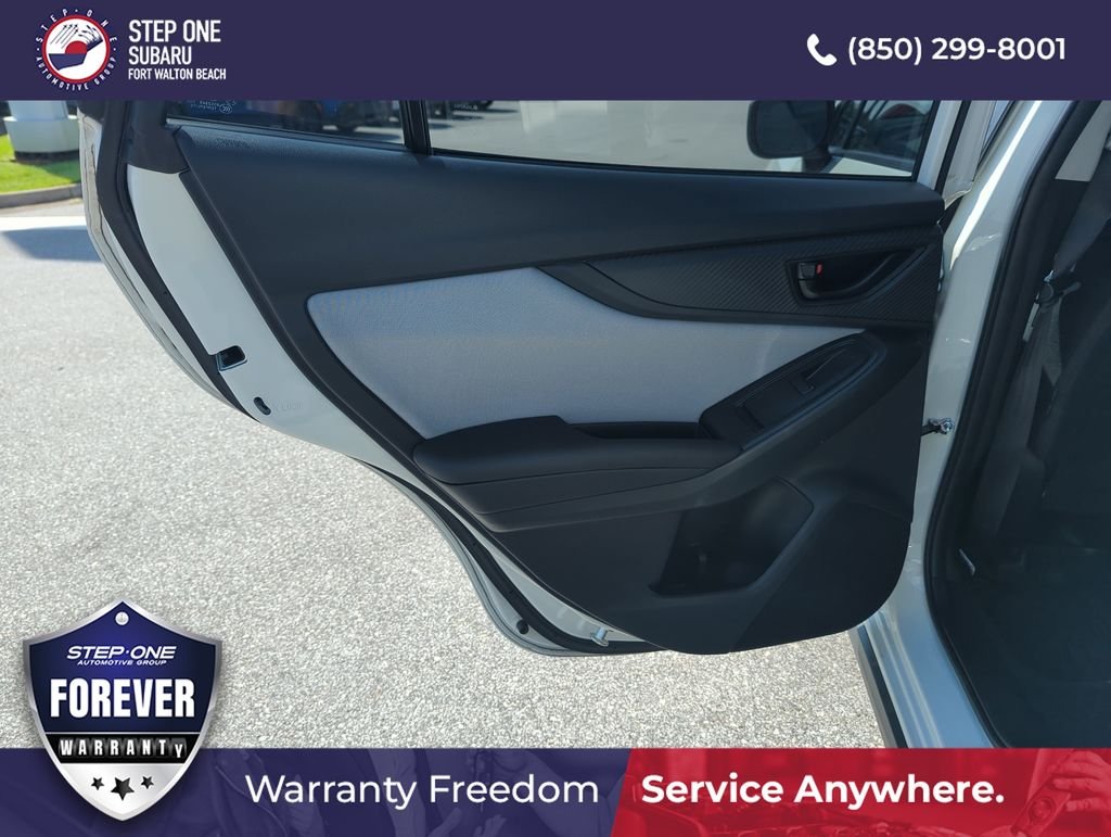 Used 2019 White Subaru 2.0i image 27