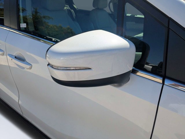 Used 2026 White Honda EX-L image 11