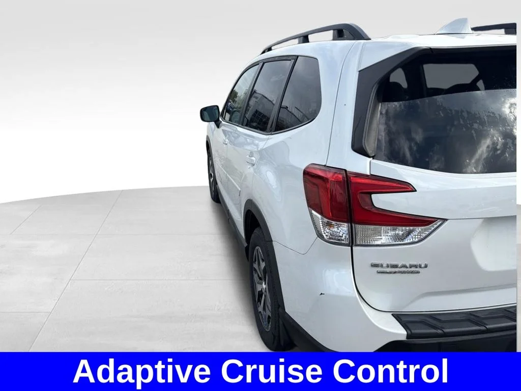Used 2022 White Subaru Premium image 4