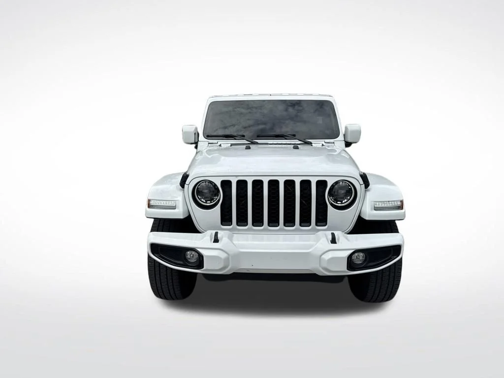 Certified Used 2023 Bright White Clearcoat Jeep Overland image 3