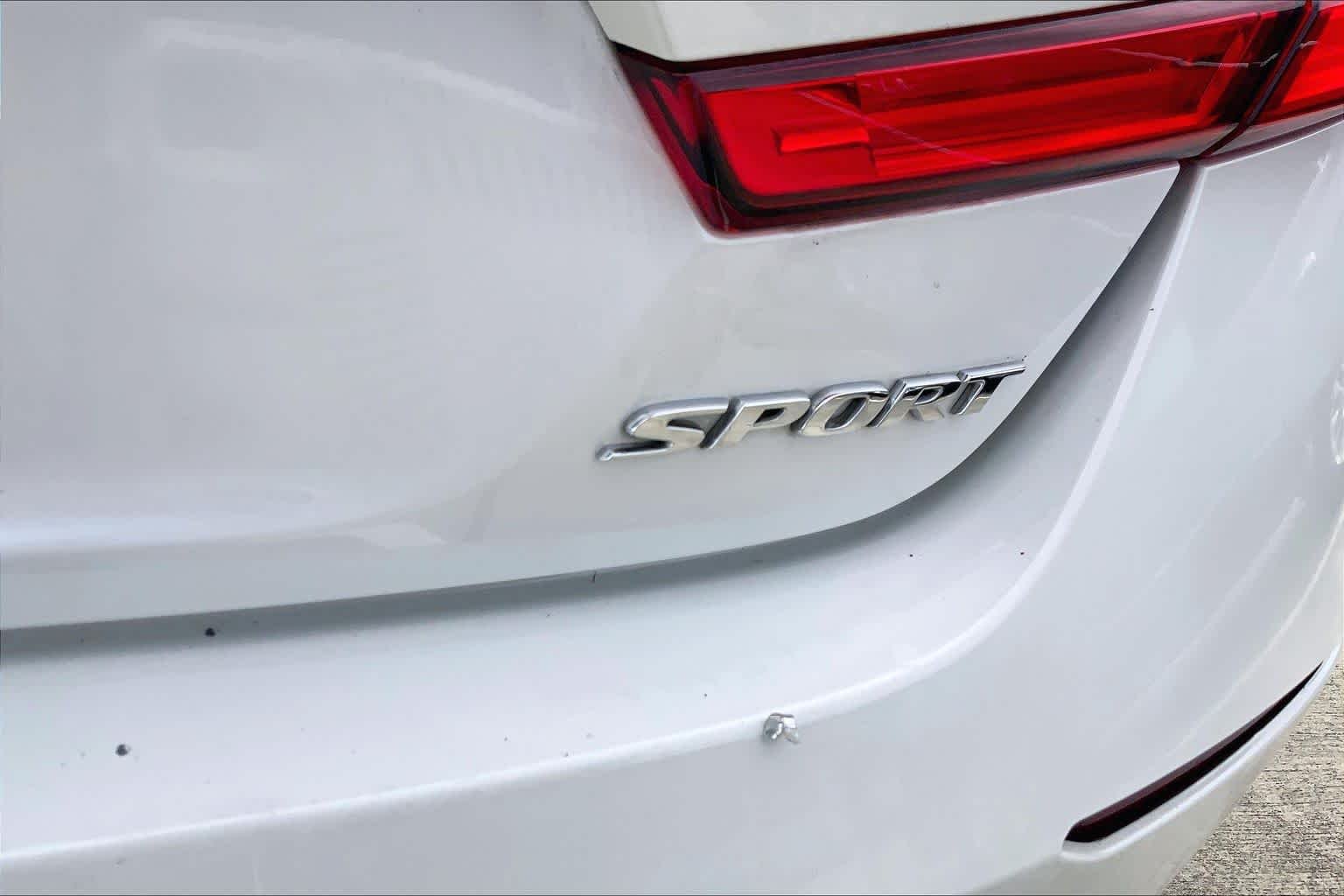 Used 2022 Platinum White Pearl Honda Sport image 10
