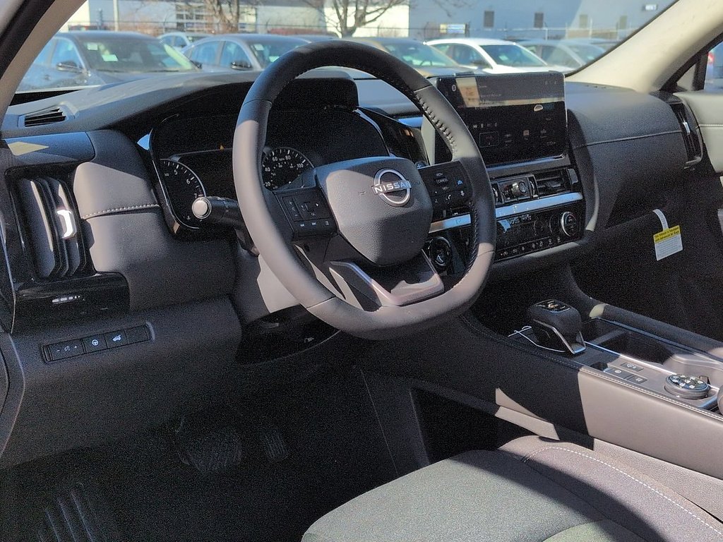 2026 Nissan Pathfinder SV - Photo 39