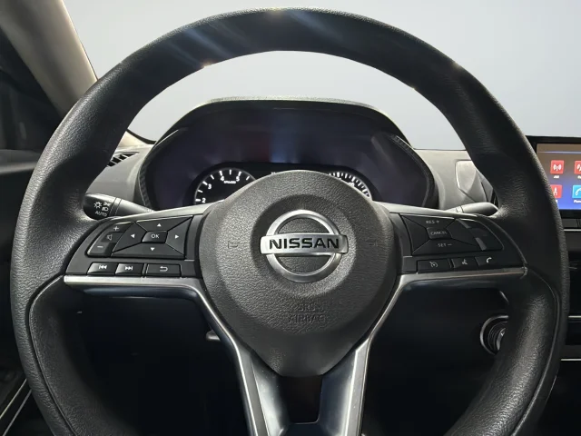 Used 2023 Silver Nissan S image 31