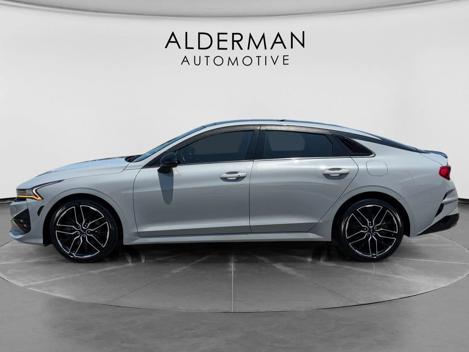 Used 2023 Wolf Gray Kia GT image 2