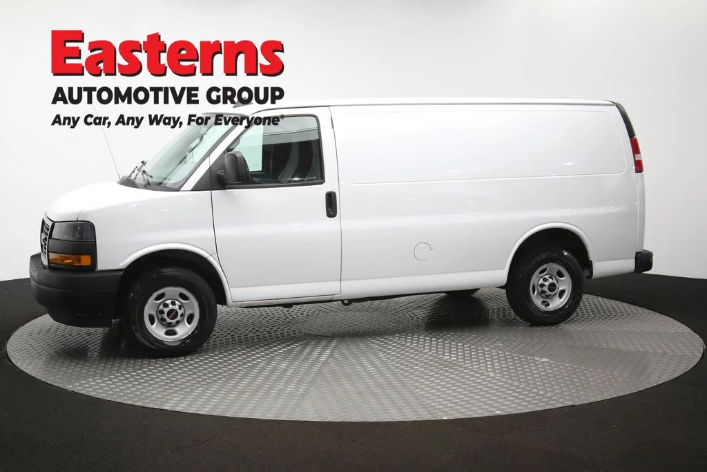 Used 2022 White GMC Work Van image 51