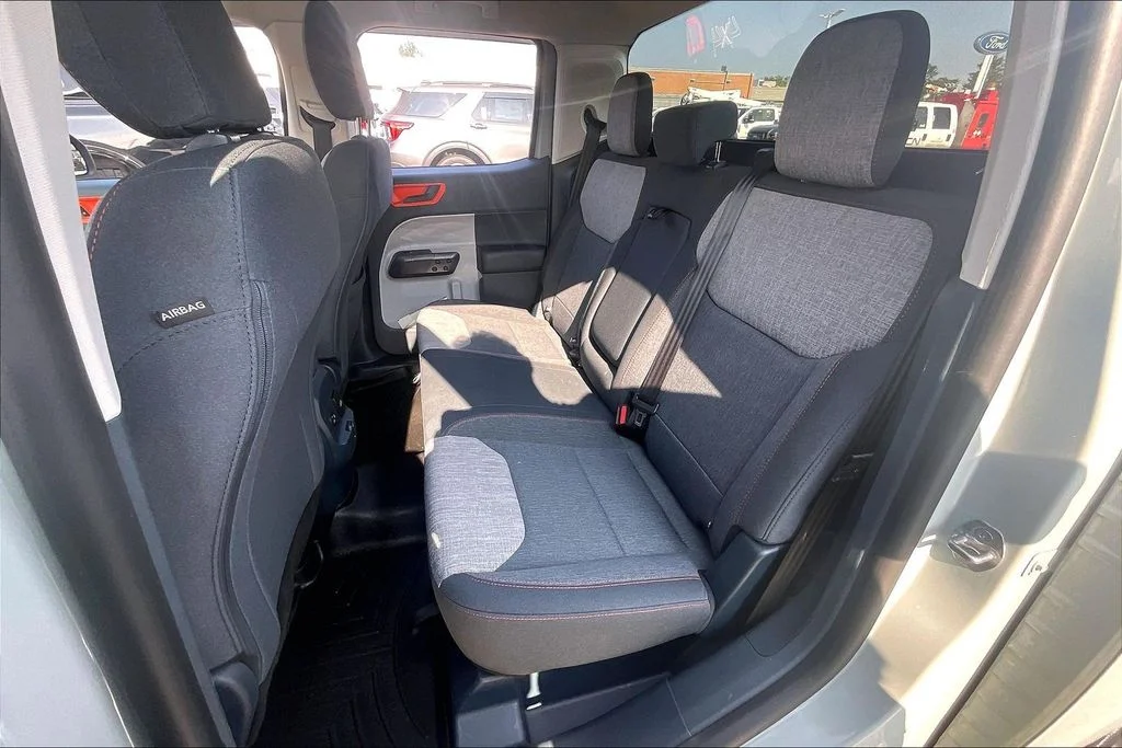 Used 2024 Green Ford XLT image 25