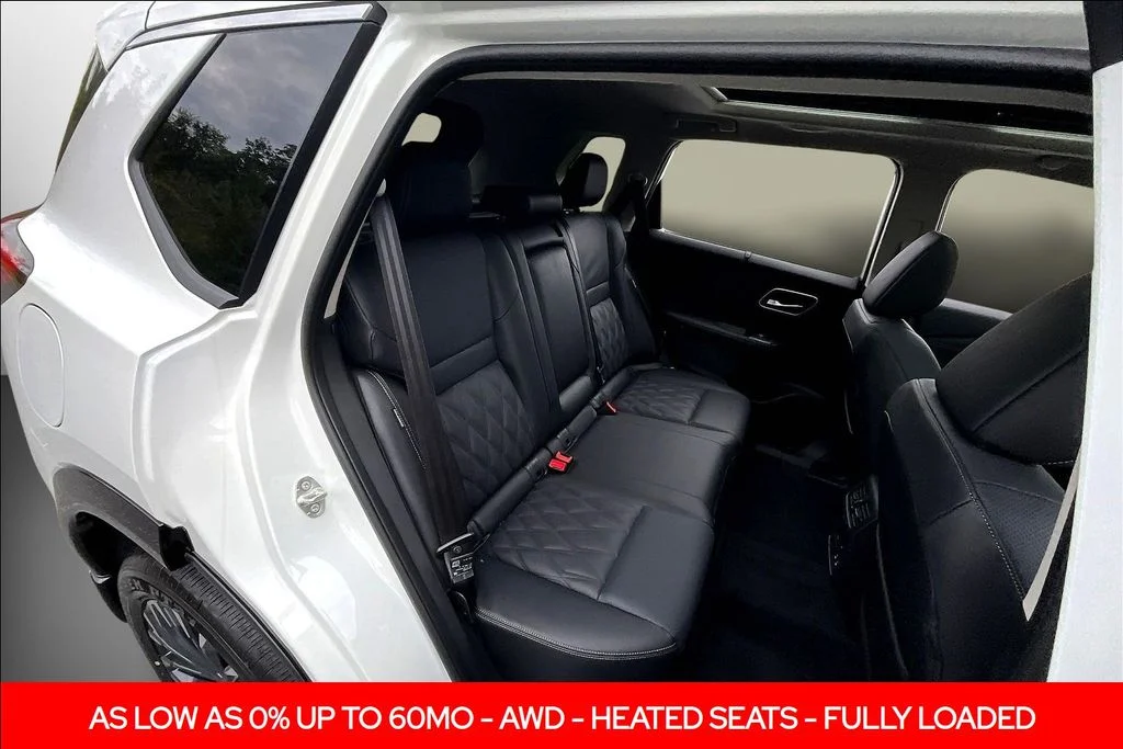 2026 Nissan Rogue Platinum - Photo 9