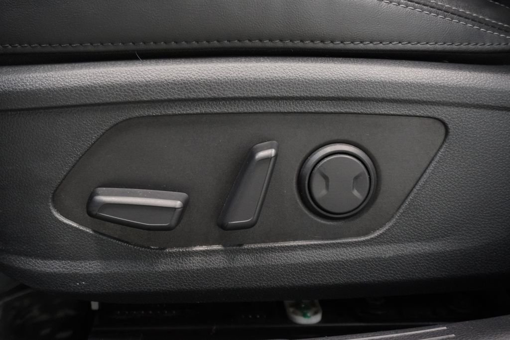 Used 2023 Black Kia GT-Line image 7