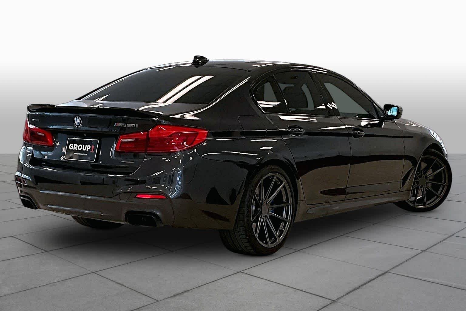 Used 2019 Dark Graphite Metallic BMW M550i xDrive image 12