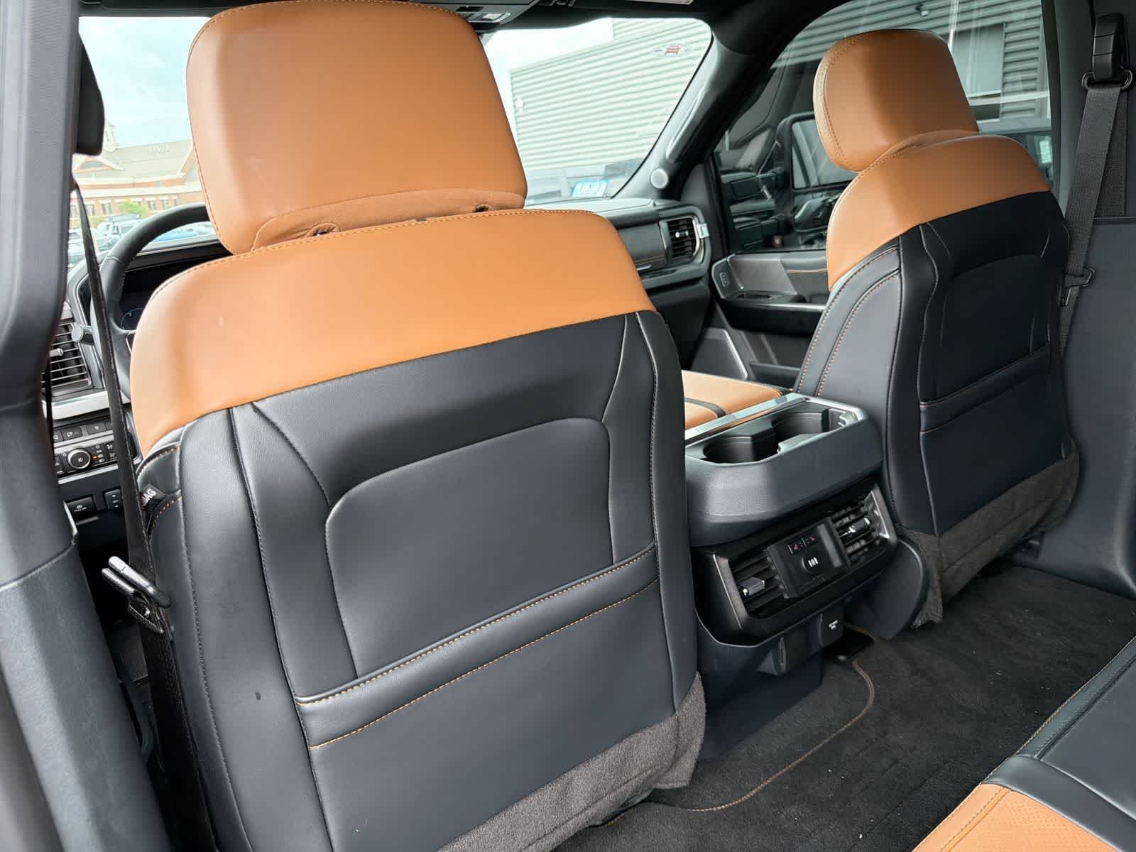 Used 2023 Agate Black Metallic Ford Platinum image 19
