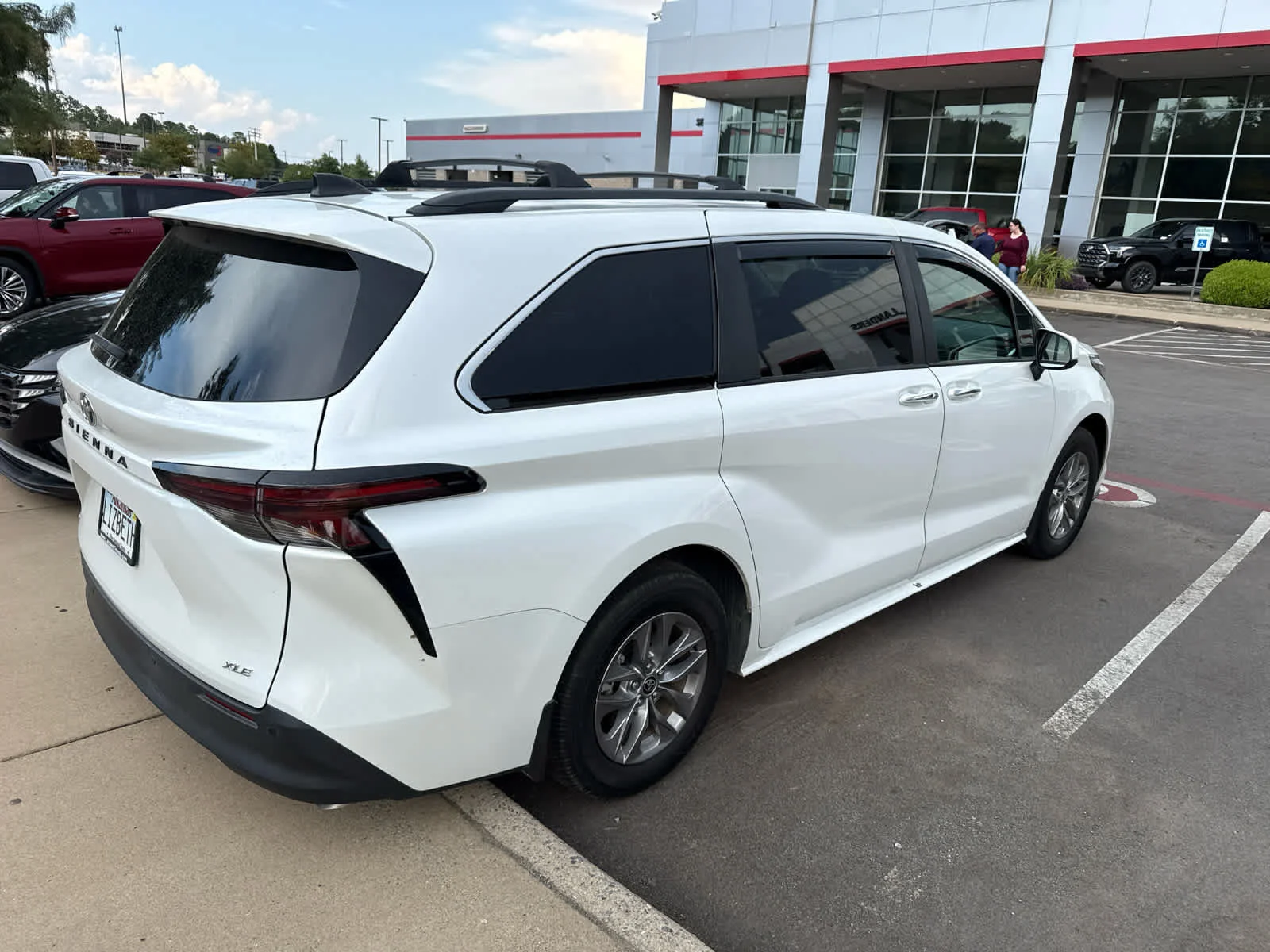 Used 2025 Wind Chill Pearl Toyota XLE image 3