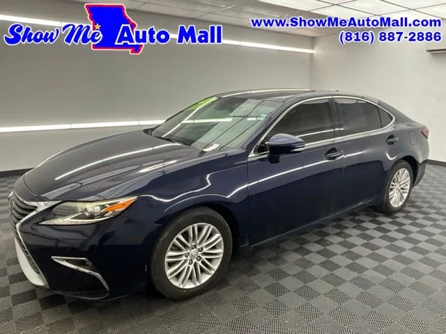 Used 2017 Blue Lexus 350 image 1