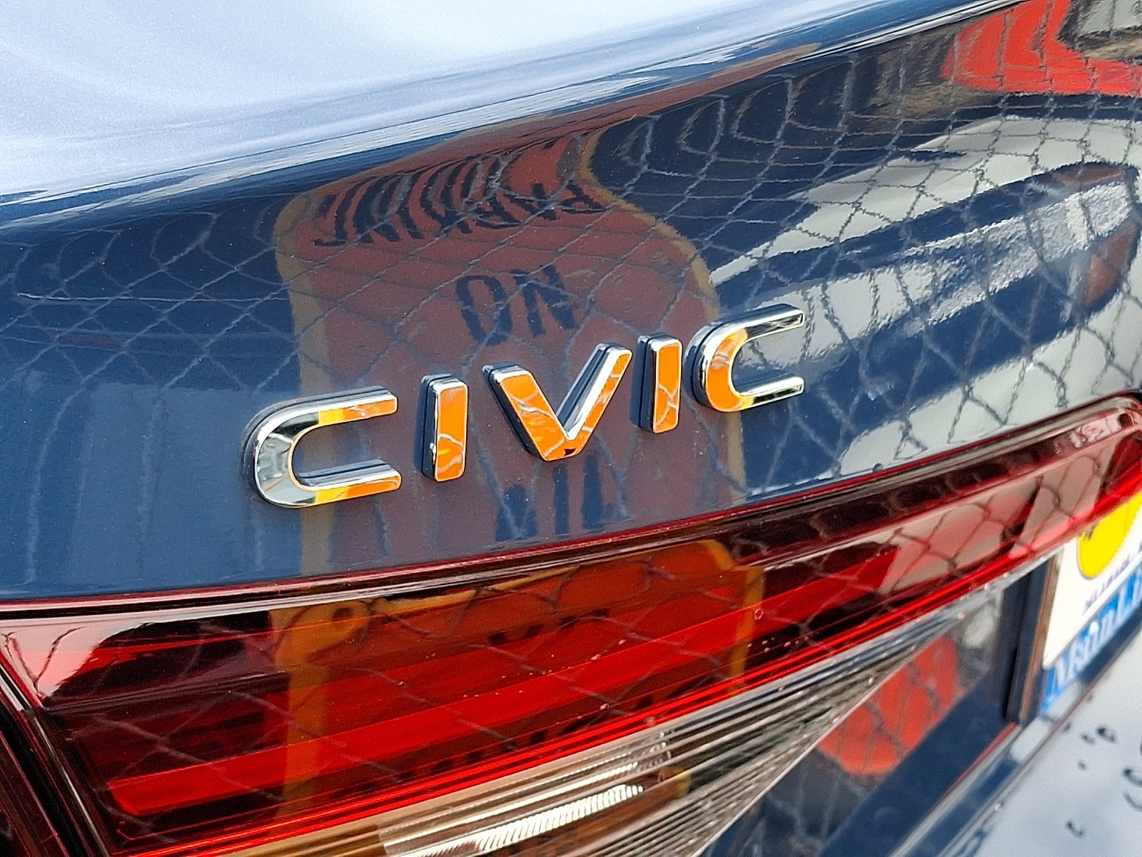 2025 Honda Civic Sport Touring - Photo 8