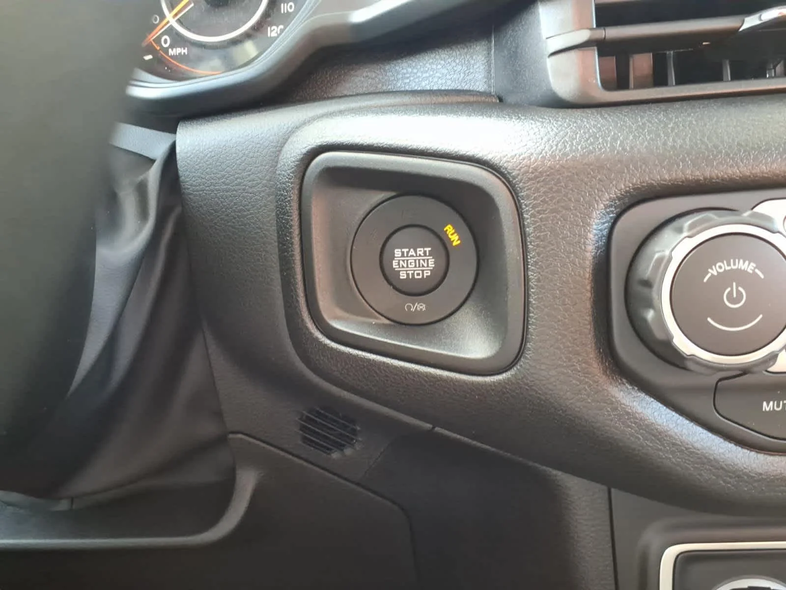 New 2026 Bright White Clearcoat Jeep Sport image 10