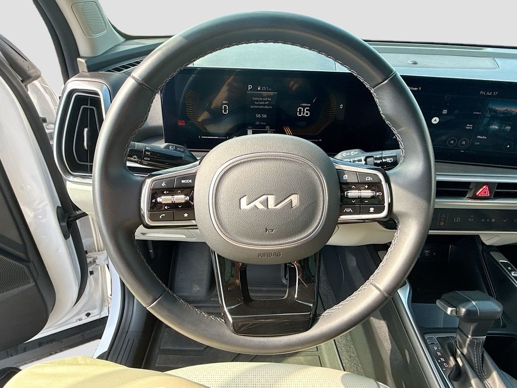 Used 2025 Glacial White Pearl Kia S image 18